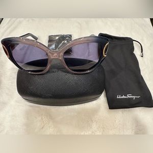 Salvatore Ferragamo Sunglasses SF819S- 316 Worn Once
